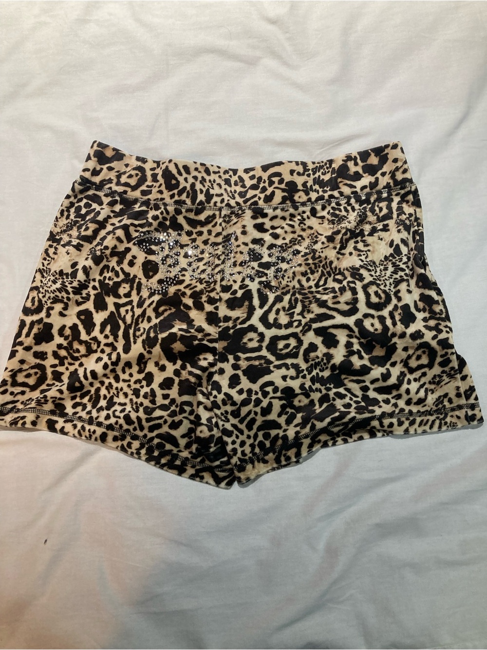Juicy Couture Leopard Print Velour Track Suit, Women’s size medium, NWT! $179 - Picture 2 of 13